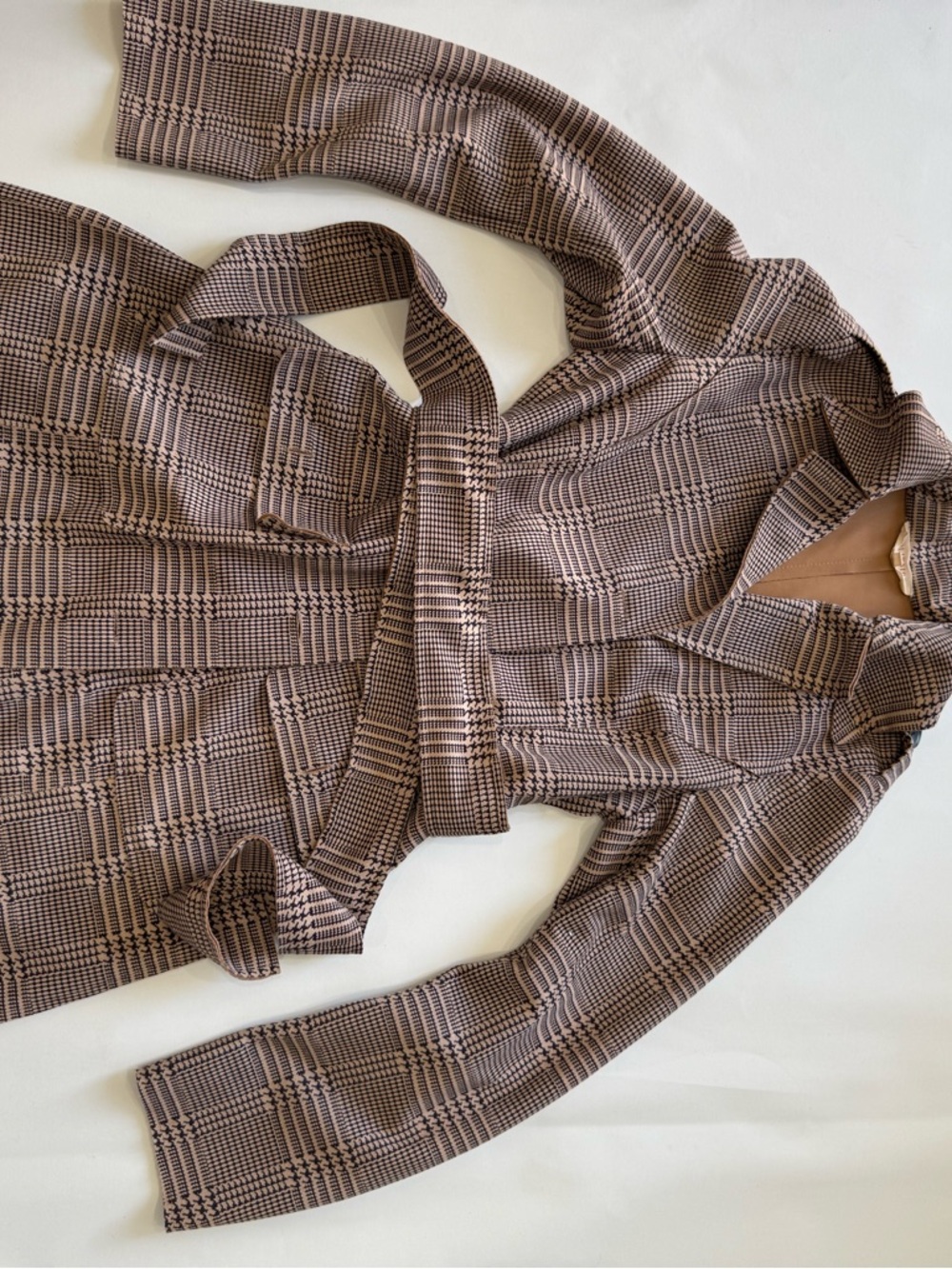 Solitaire Camel and Black Plaid Jacket
